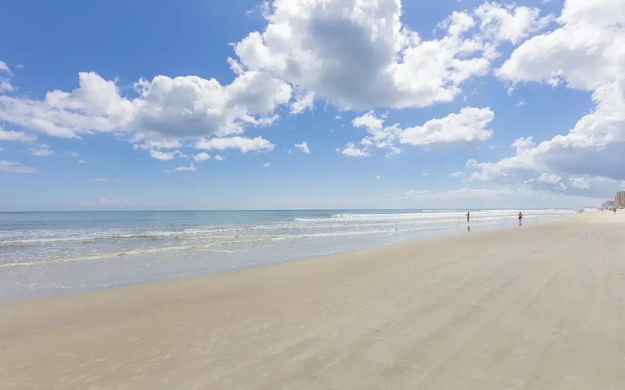 Wide Daytona Beach Shores beach